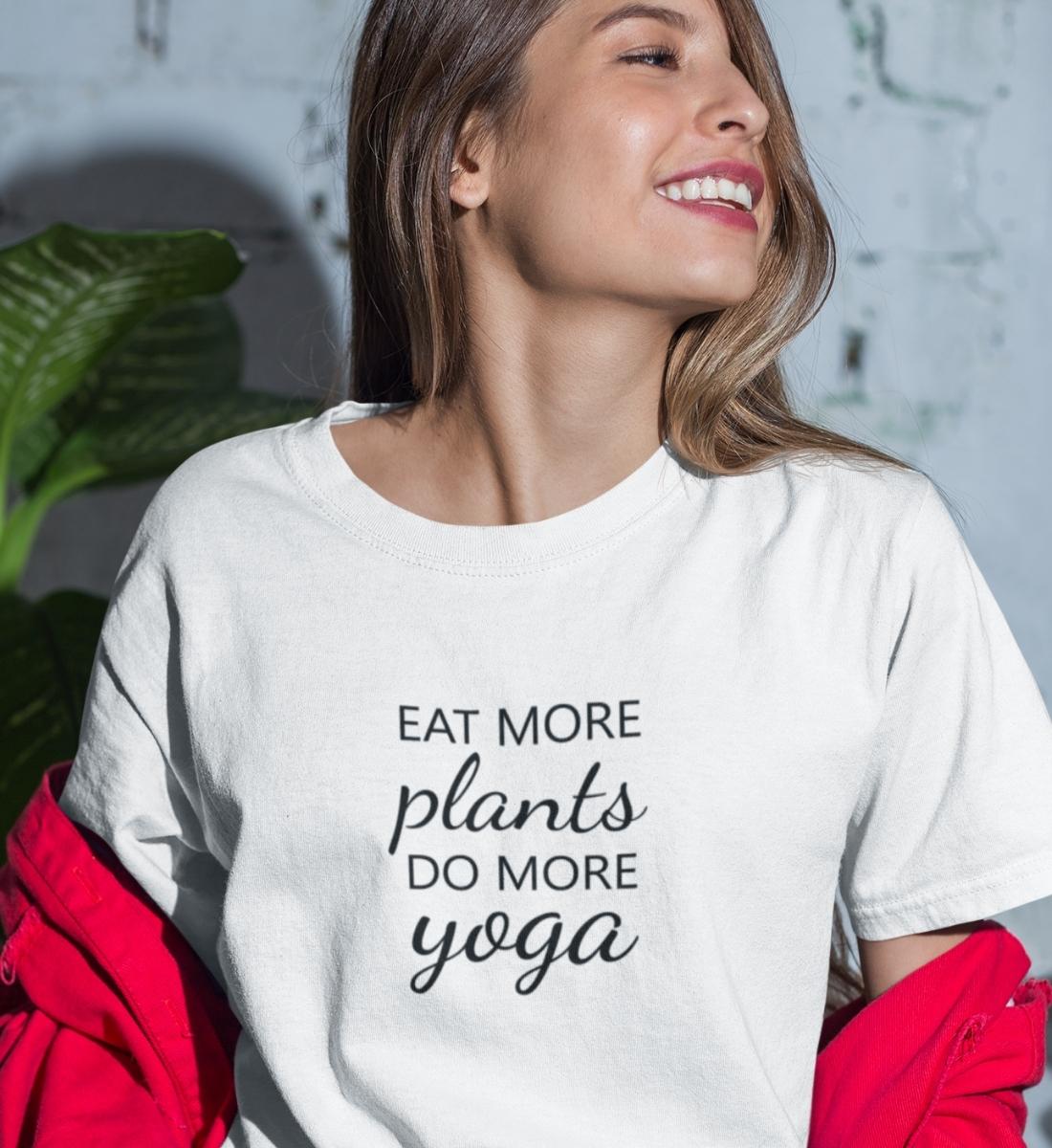 Eat more plants do more yoga 100% Bio T-Shirt
